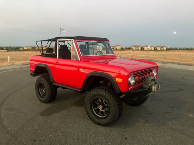 1972 Ford Bronco explorer