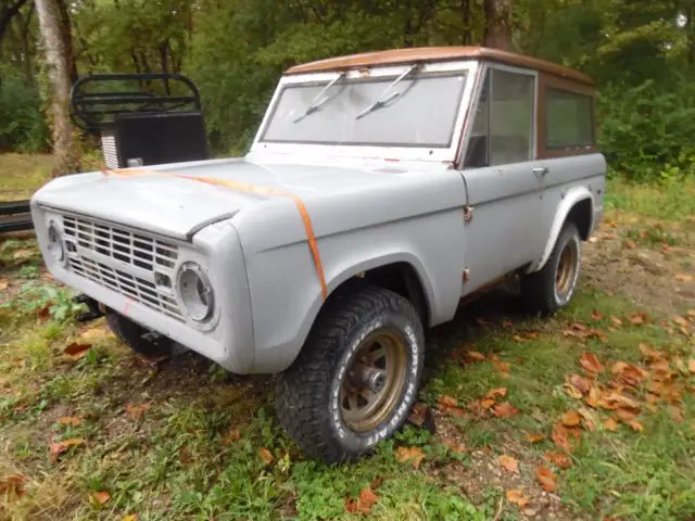 19720000 Ford Bronco 2DOOR