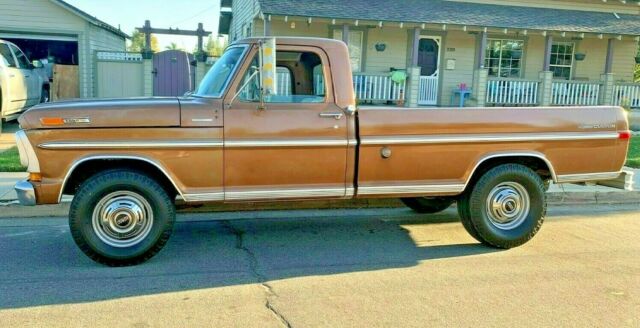 1972 Ford F-250 Camper Special