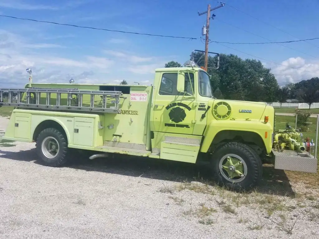 1972 Ford L900 Fire Truck