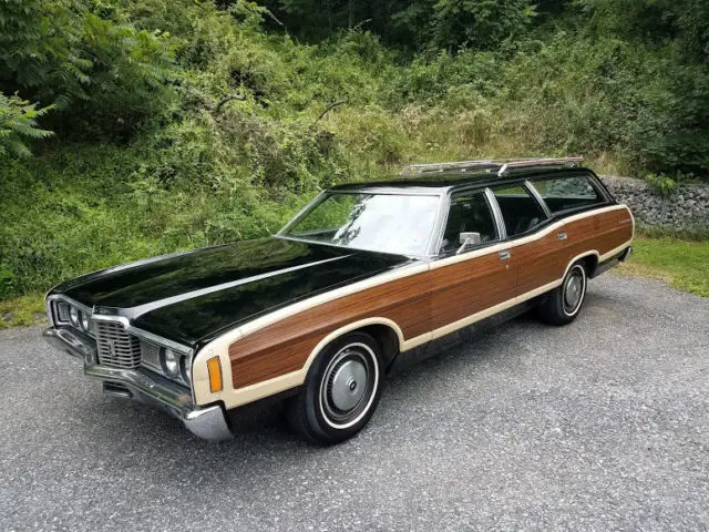 1972 Ford Country Squire LTD