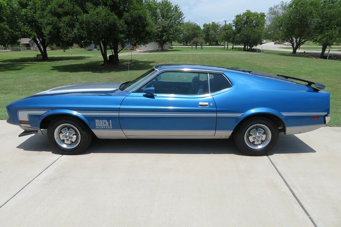 1972 Ford Mustang MACH 1 -- 351