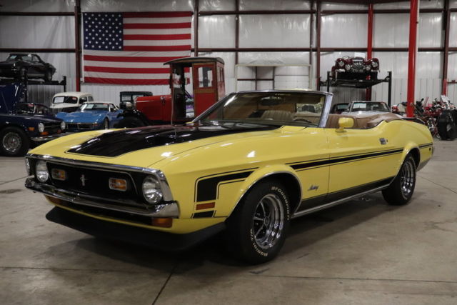 1972 Ford Mustang --