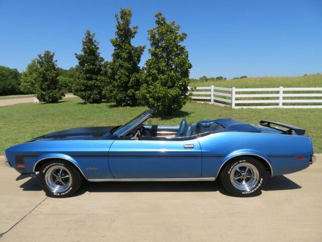 1972 Ford Mustang 351 Convertible