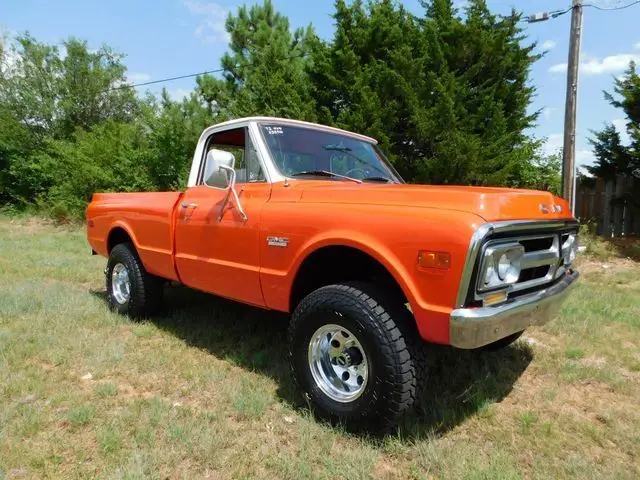 1972 GMC SHORT WHEEL BASE 4X4 1/2 TON