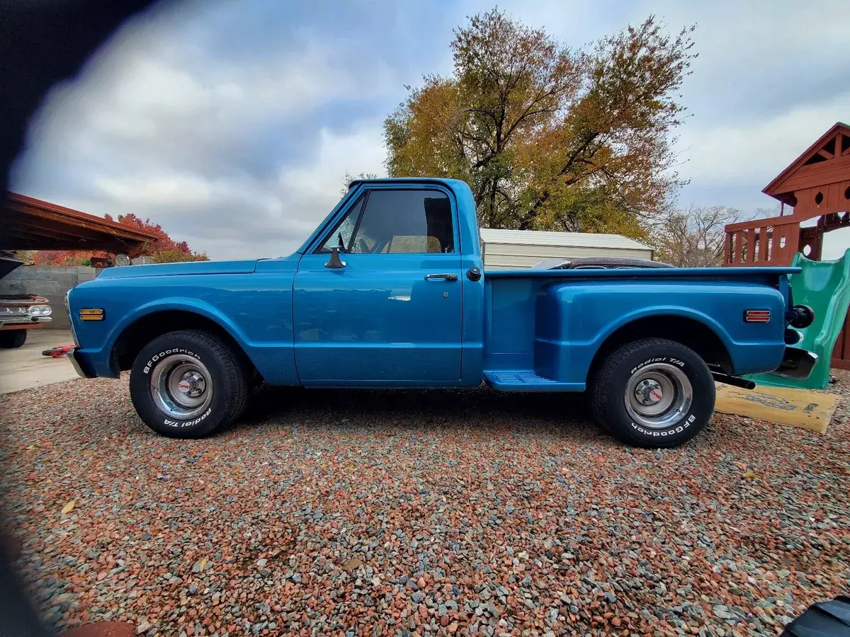 1972 GMC Sierra shortbed stepside