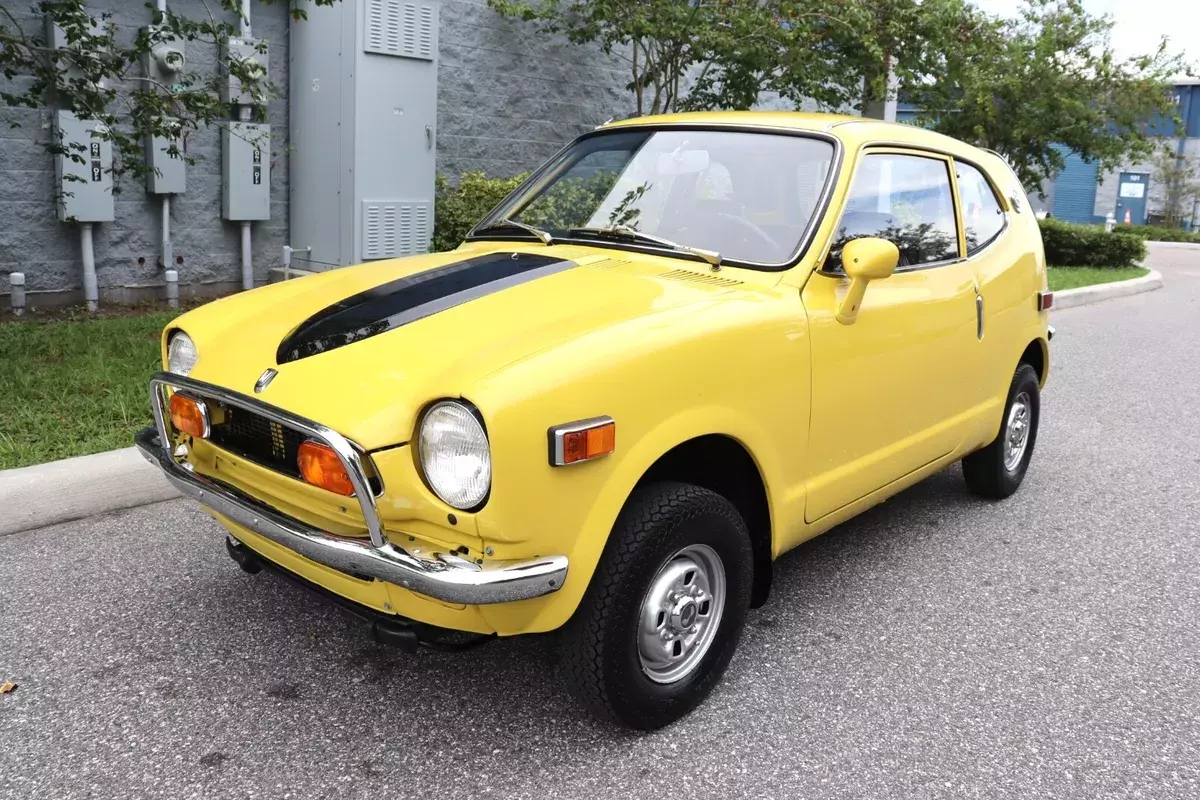 1972 Honda Z600 - Coupe 