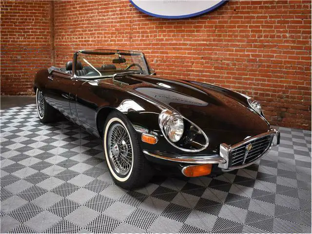 1972 Jaguar XK V12