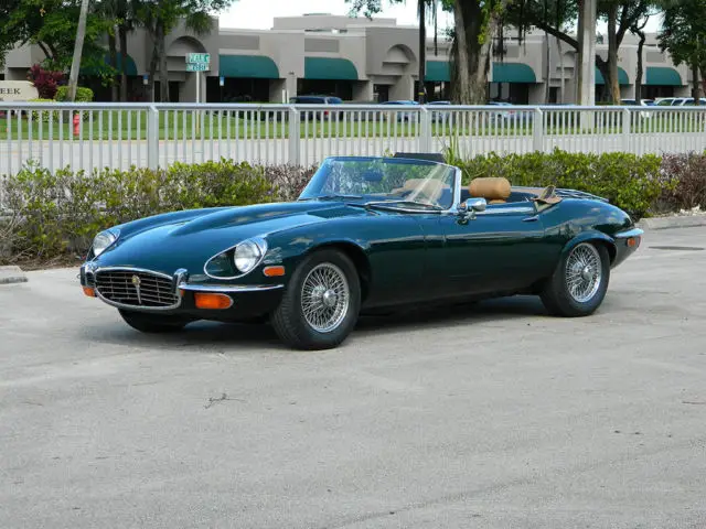 1972 Jaguar E-Type XKE V-12 ROADSTER E-TYPE BRITISH RACING GREEN