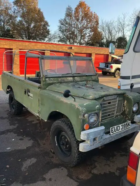 1972 Land Rover series III 109 patrol