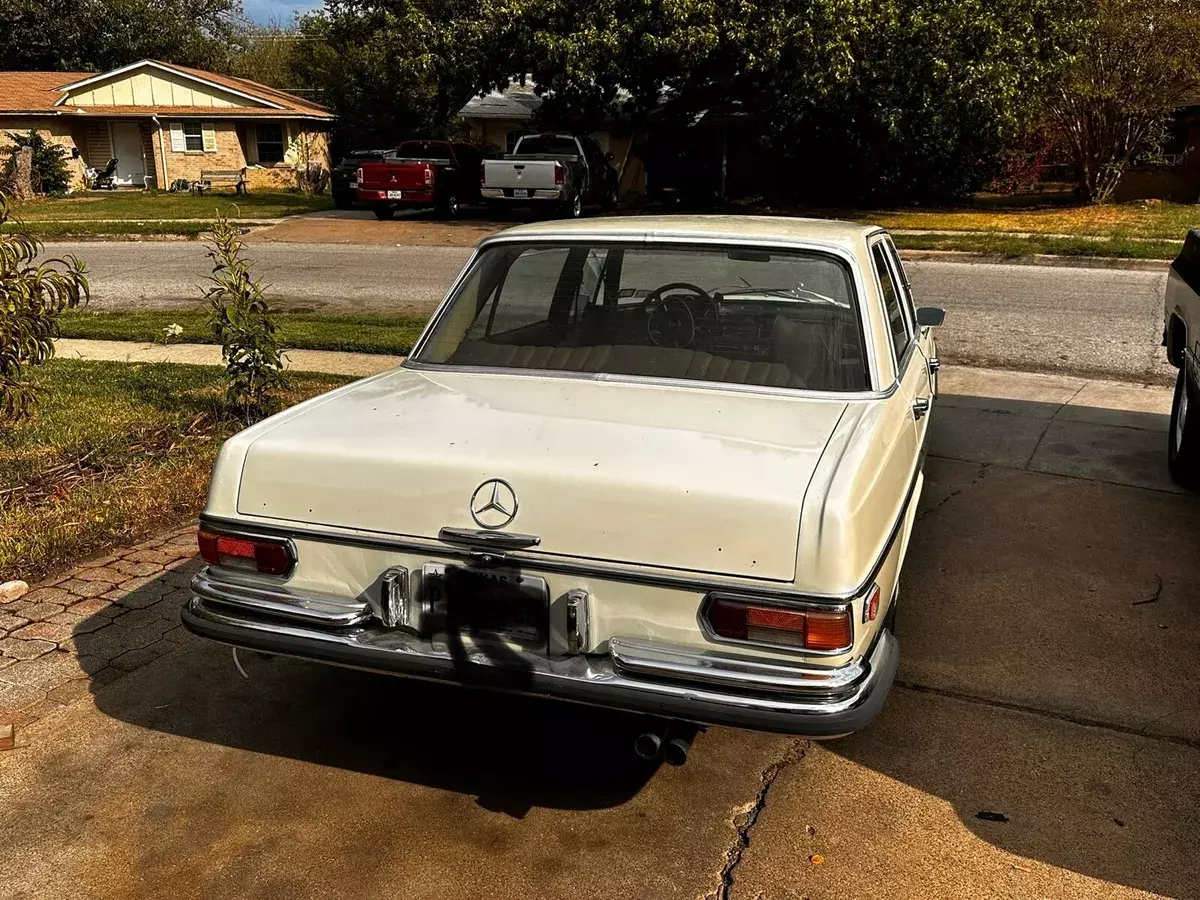 1972 Mercedes-Benz 280 SE