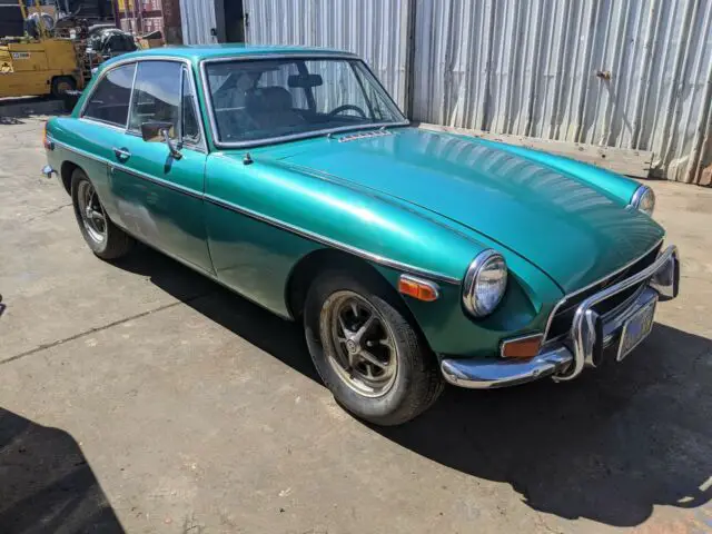 1972 MG gt