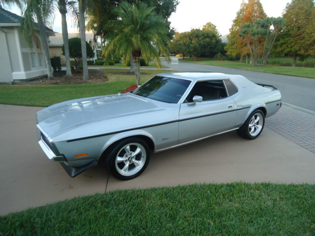 1972 Ford Mustang gray