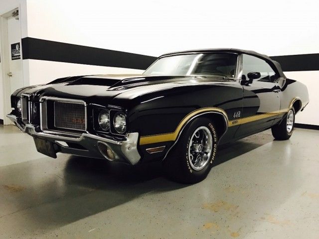 1972 Oldsmobile 442 W-30 Convertible