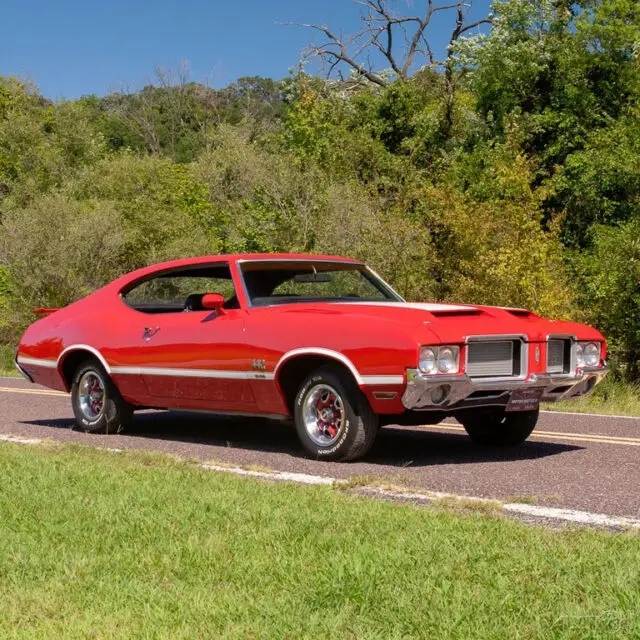 1972 Oldsmobile Cutlass 442 W-30 Replica Coupe