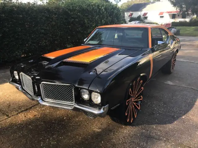 1972 Oldsmobile Cutlass 350 Rocket