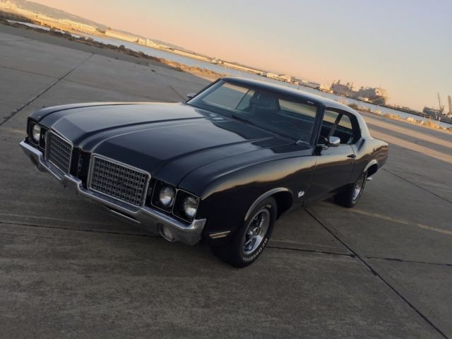 1972 Oldsmobile Cutlass supreme