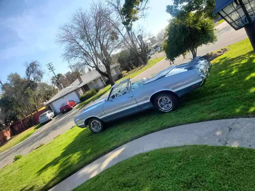 1972 Oldsmobile Cutlass Supreme Classic