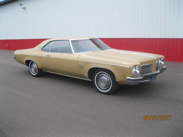 1972 Oldsmobile Delta 88 Royale Hardtop 2-Door