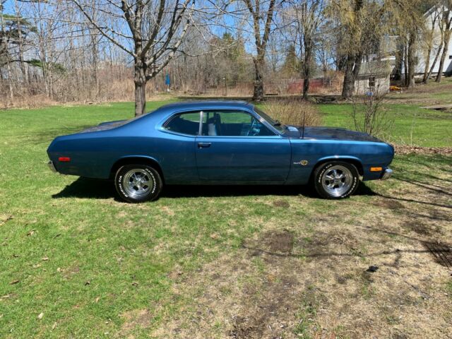 1972 Plymouth Duster Buckets