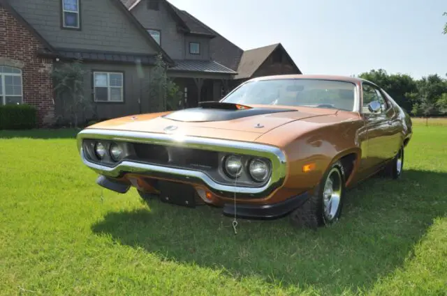 1972 Plymouth Road Runner GTX