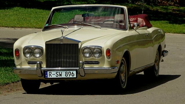 1972 Rolls-Royce Corniche LEATHER