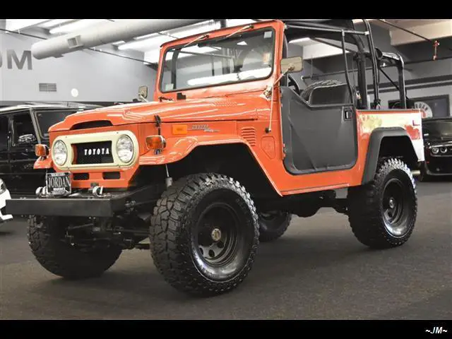 1972 Toyota FJ Cruiser TOYOTA FJ40 LAND CRUISER FJ 40 LIFTED V6 4X4 CLEAN