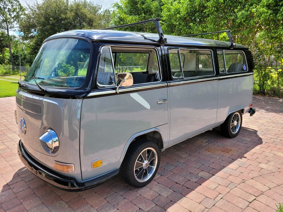 1972 Volkswagen Transporter