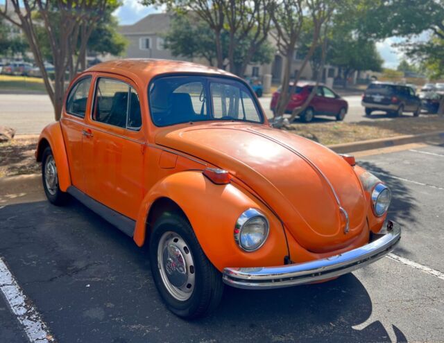 1972 Volkswagen Beetle old school