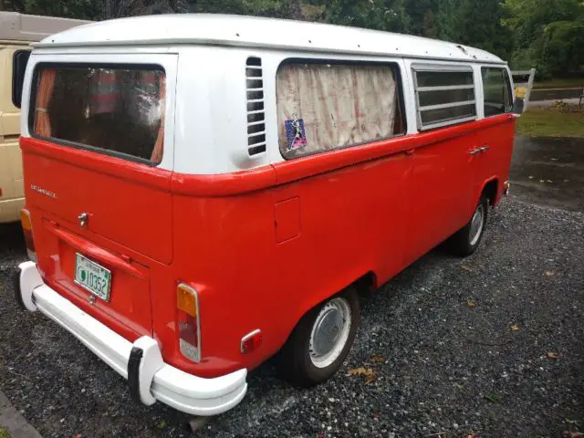 1972 Volkswagen Bus/Vanagon