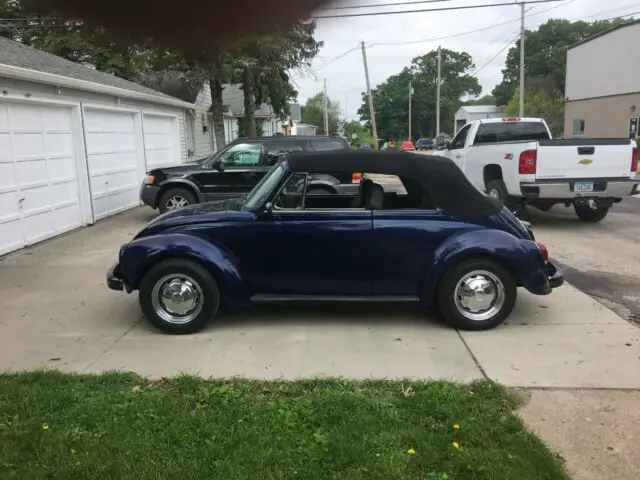 1972 Volkswagen Beetle - Classic WHITE INTERIOR