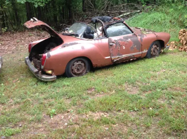 1972 Volkswagen Karmann Ghia Convertible