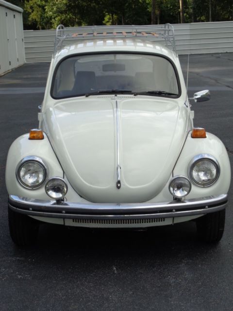 1972 Volkswagen Beetle - Classic WHITE