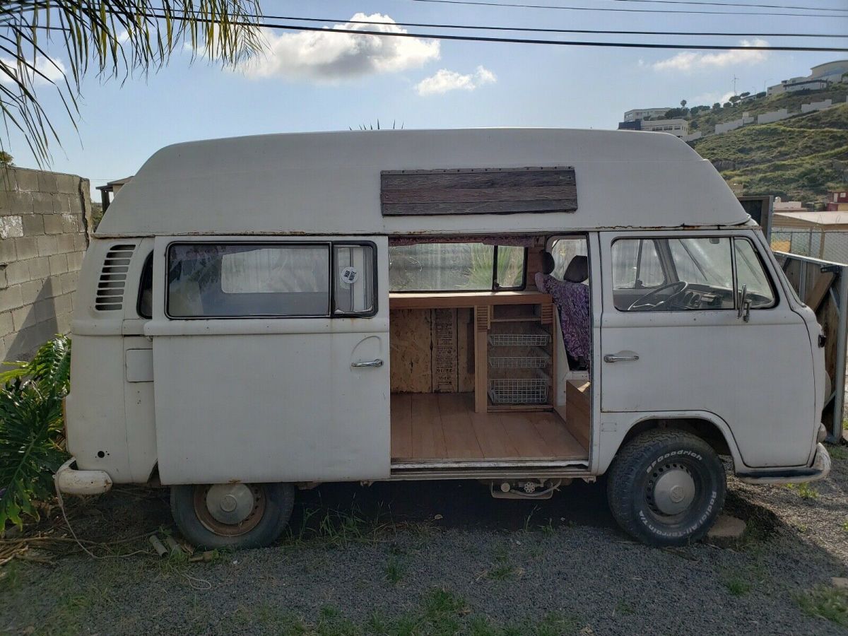 1972 Volkswagen Bubble top