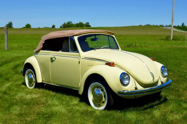 1972 Volkswagen Beetle - Classic Convertible