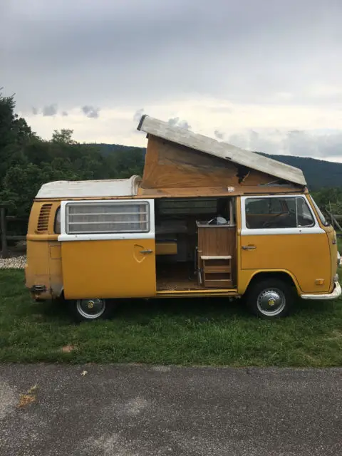 1972 Volkswagen Bus/Vanagon