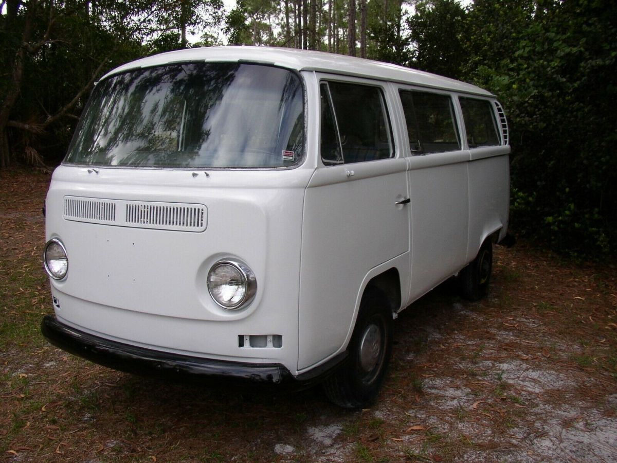 1972 Volkswagen Bus/Vanagon