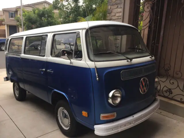 1972 Volkswagen Bus/Vanagon