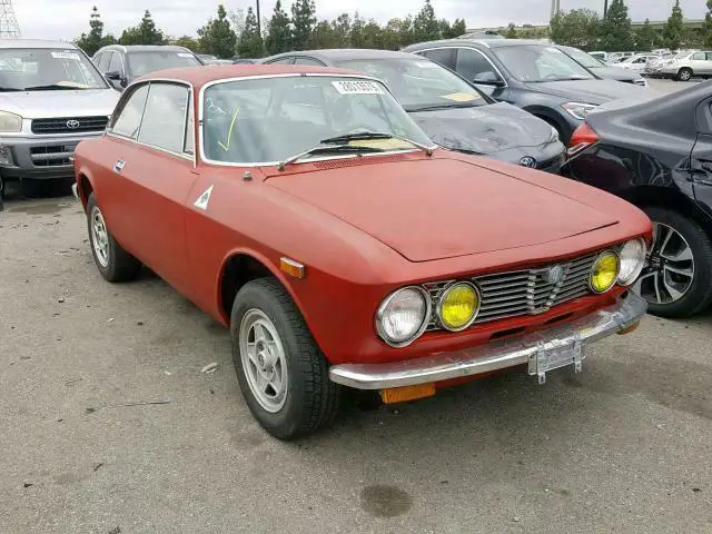 1973 Alfa Romeo GTV --