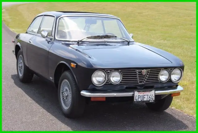 1973 Alfa Romeo GTV Coupe