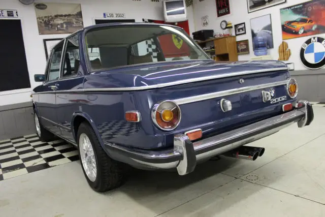 1973 BMW 2002 --