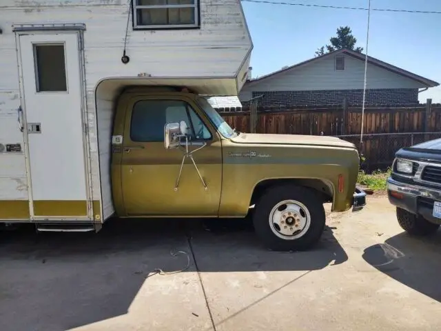 1973 Chevrolet C30 camper special