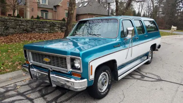 1973 Chevrolet Suburban