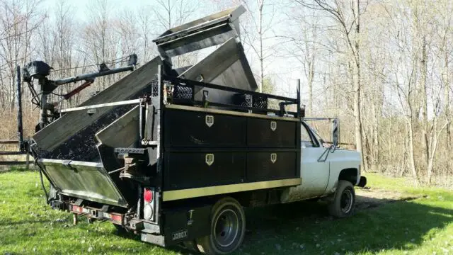 1973 Chevrolet C/K Pickup 3500