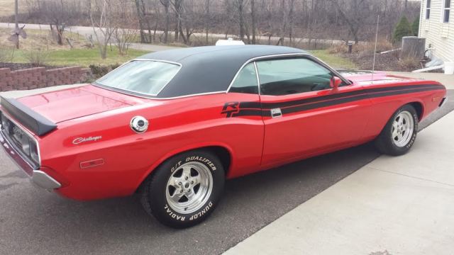 1973 Dodge Challenger 2 door vynyl roof