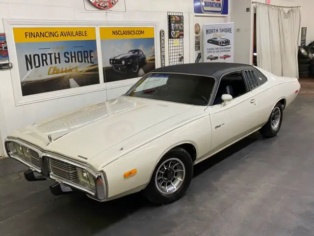 1973 Dodge Charger - SE BROUGHAM - FACTORY A/C - 400 ENGINE -