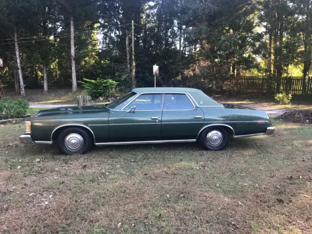 1973 Ford Crown Victoria