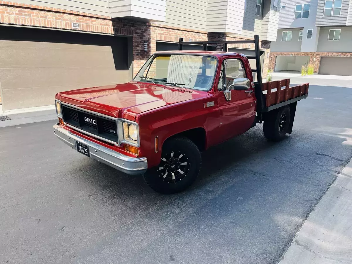 1973 GMC Pickup c2500 camper special