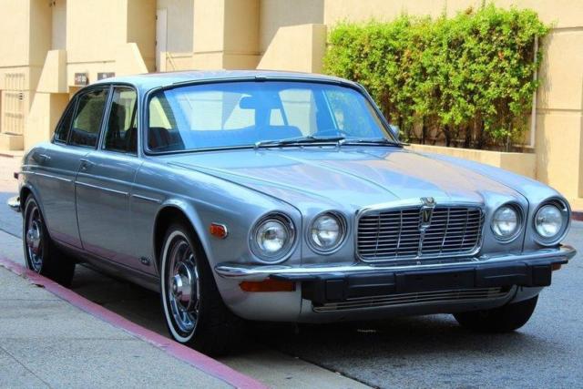 1973 Jaguar XJ12 Air Conditioning, Power Windows