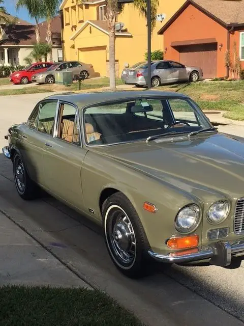 1973 Jaguar XJ6 Sedan